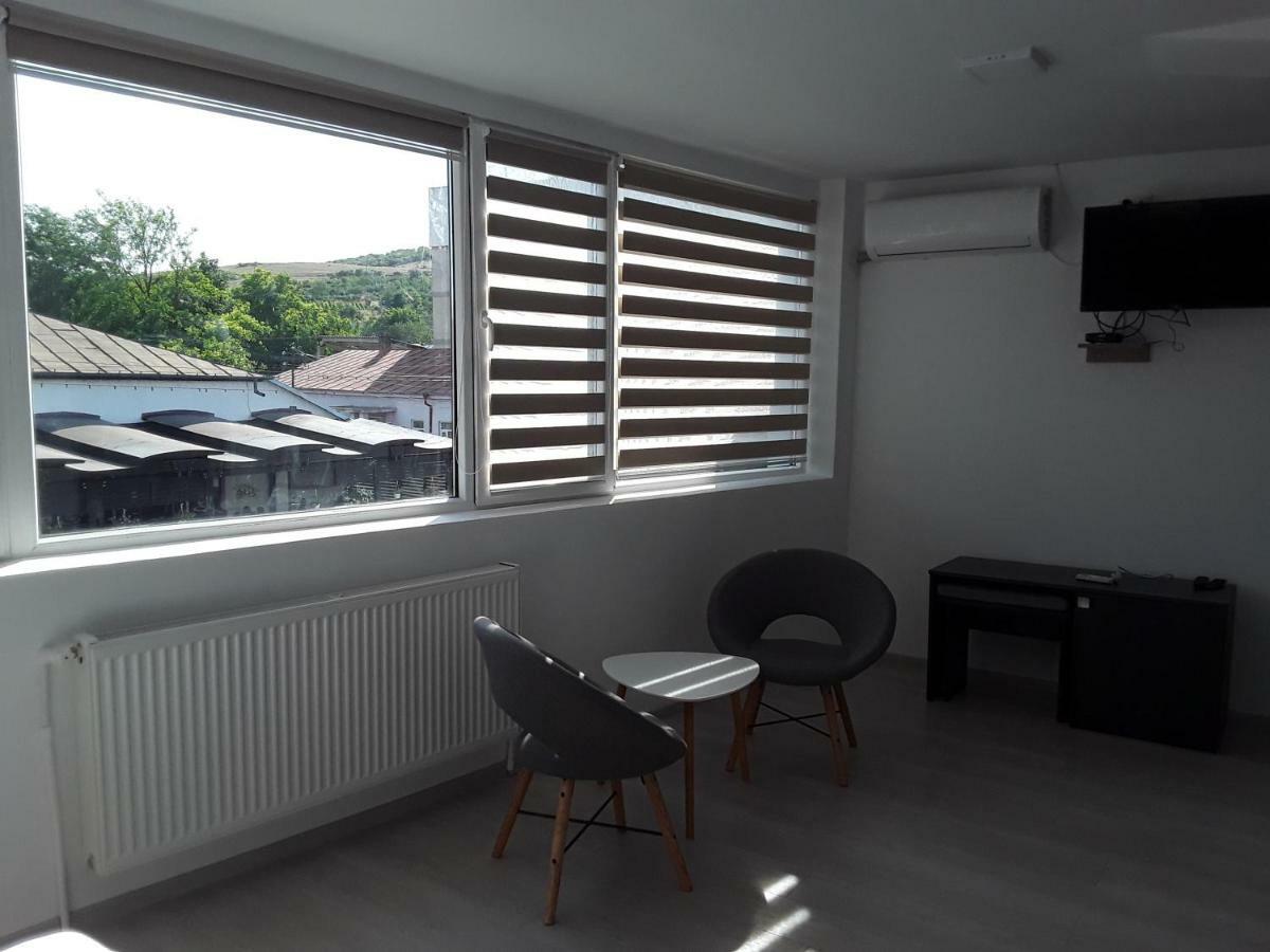 Camere De Inchiriat Central La Calciu Mahmudia Εξωτερικό φωτογραφία